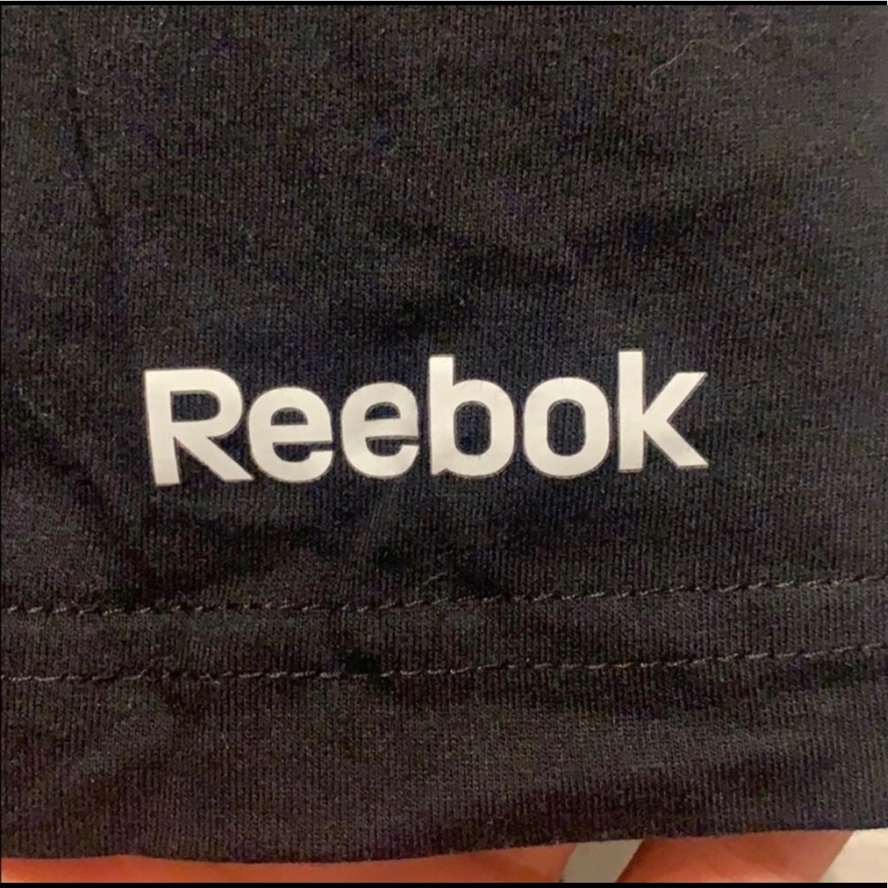 (2) Classic Reebok T-shirts 🔹🔺 - Picture 4 of 11